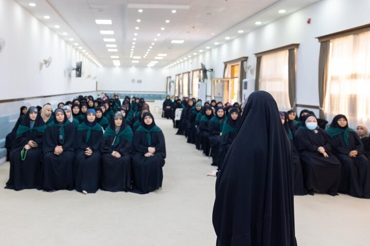 تقرير مصور/ العتبة العباسية تقيم برنامجا ثقافيا حول موضوعات تتعلق بالحياة الزوجية والتعامل مع المجتمع