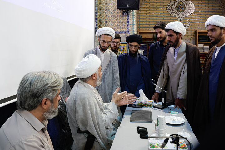 Photos: Scientific I'tikaf for seminary students at Imam Reza Holy Shrine