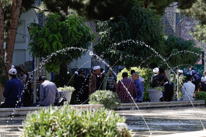 Photos: Scientific I'tikaf for seminary students at Imam Reza Holy Shrine