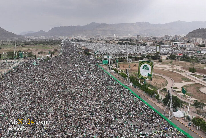 تجمع میلیونی یمنی‌ها در مراسم باشکوه میلاد پیامبر(ص) در صنعا