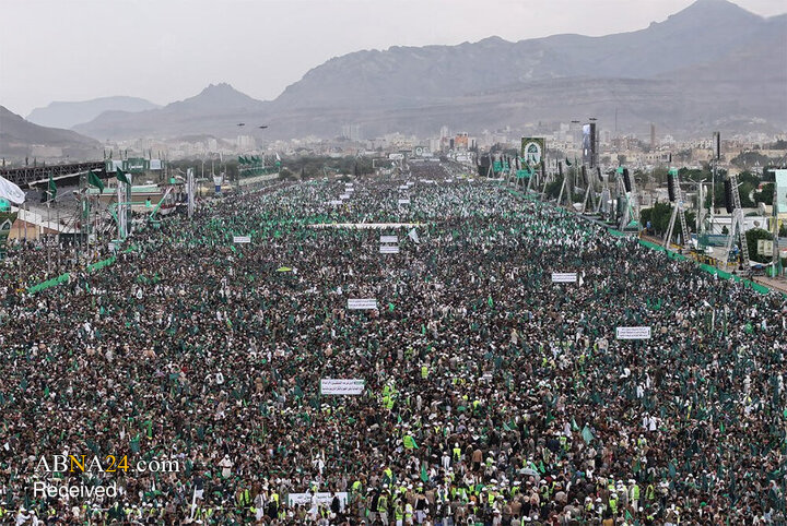 تجمع میلیونی یمنی‌ها در مراسم باشکوه میلاد پیامبر(ص) در صنعا
