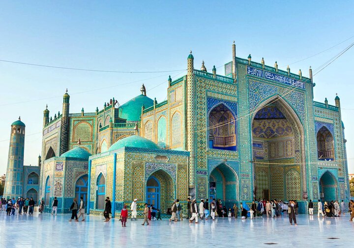آغاز بازسازی زیارتگاه منسوب به حضرت علی(ع) در مزارشریف