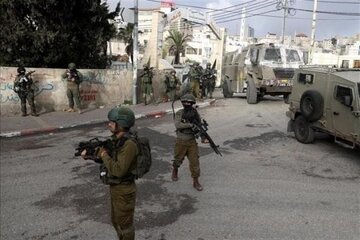مغربی کنارے کے مختلف علاقوں پر اسرائیلی حملے، فلسطینیوں کی بڑے پیمانے پر گرفتاریاں