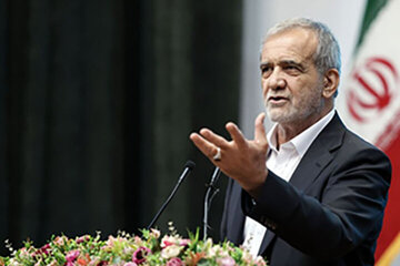 Rêberê Şehîd yekîtiya îslamî wek bingehekî stratejîk ê rûmet û serxwebûnê dizanîn / dihesibandin.»