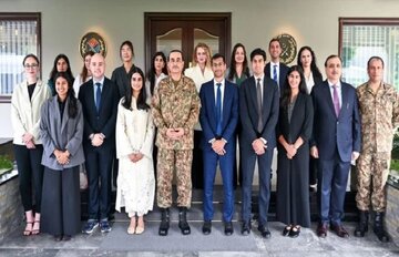 نوجوان نسل کو حقائق پر مبنی سوچ اپنانے کی ضرورت ہے: فیلڈ مارشل