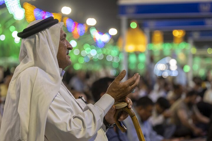 تقرير مصور/ قراءة دعاء كميل في منطقة بين الحرمين الشريفين بكربلاء المقدسة