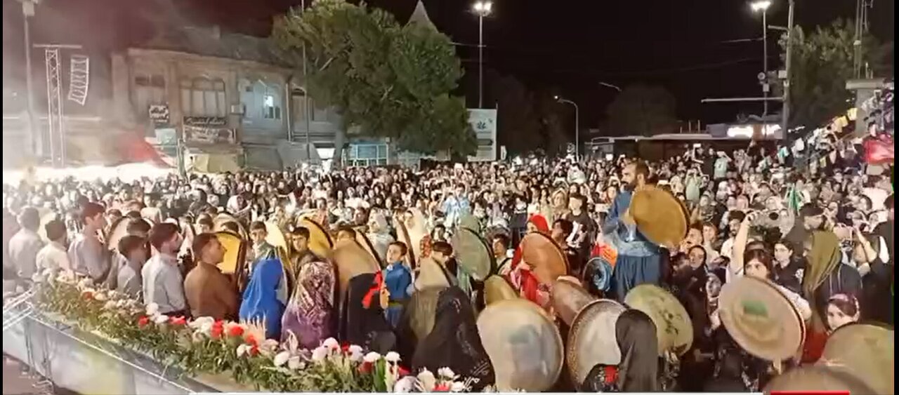 «Dengê defê li Mêvaniya  Pêxemberê Rehmetê (s.x.a) bilind bû»