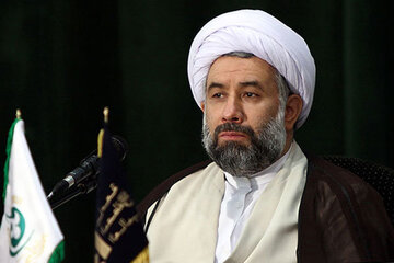 پیام قدردانی رئیس جامعةالمصطفی از نماینده آیت‌الله سیستانی بابت برگزاری مراسم اربعین تدفین رهبر شهید امت در عراق