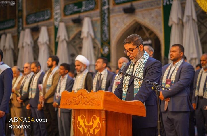 برافراشتن پرچم میلاد پیامبر اکرم(ص) در حرم مطهر علوی