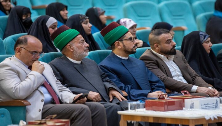 تقرير مصور/ اختتام برنامج منتدى المرأة الفاطمية الرابع في كربلاء