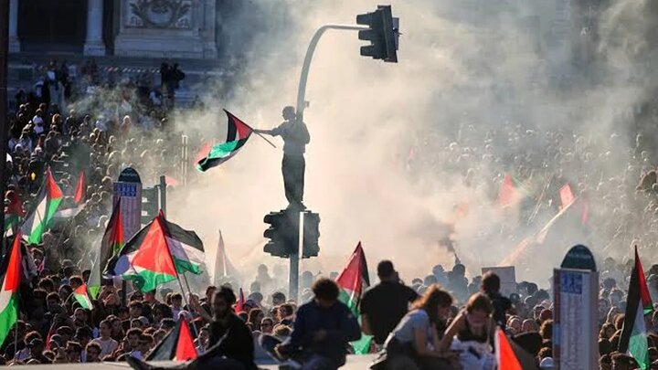 西班牙马拉加举行大规模反犹太复国主义示威活动 + 视频