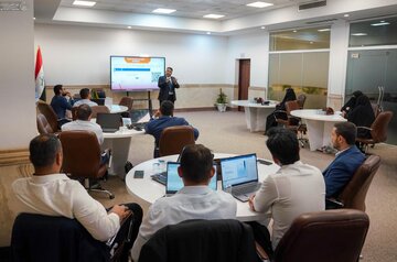 إقامة دورة تطويرية لتعزيز مهارات الباحثين في كتابة البحوث العلمية بالنجف الأشرف