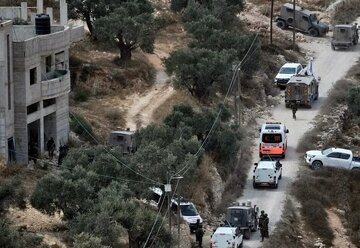 Batı Şeria’da Tansiyon: Yerleşimciler Filistinli Ailenin Evini Bastı, İçeridekiler Mahsur Kaldı