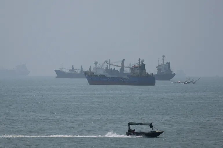 Specter of War Returns to Strait of Hormuz; Heavy Cost of Tension for Regional, Global Markets