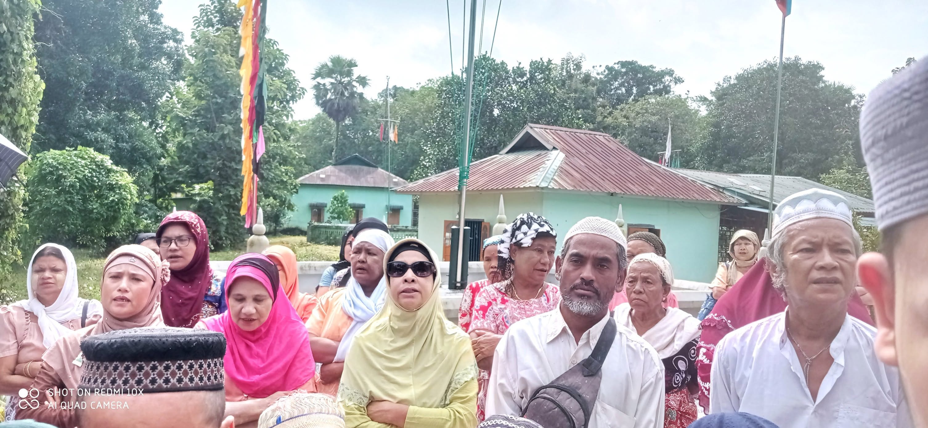 ပုသိမ်မြို့ ဘုရားကြီးကုန်းဒါရ်ဂါဝင်း၌ ၁၅၀၁ နှစ်မြောက် ယောင်မွန်နဗီ(ဆွ) နေ့ အခမ်းအနား စည်ကား သိုက်မြိုက် စွာ ကျင်းပ ။ ။ Photos