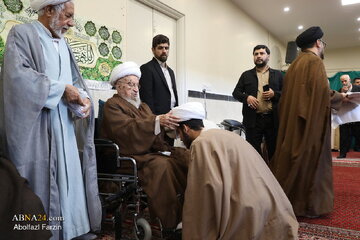 Photos: Turban-wearing ceremony for seminary students on birth anniversary of Prophet Muhammad (PBUH) and Imam Ja'far al-Sadiq (a.s.)