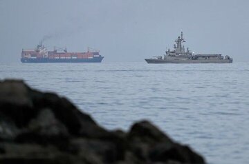 Supertanker hit naval mines on illegal route south of Strait of Hormuz