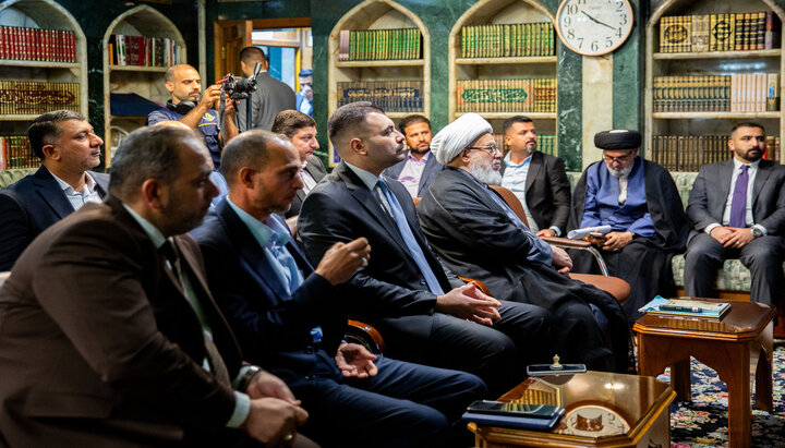 تقرير مصور/ ممثل المرجعية يشيد بجهود كوادر قسم الإعلام في العتبة الحسينية لتغطيتهم زيارات محرم وصفر