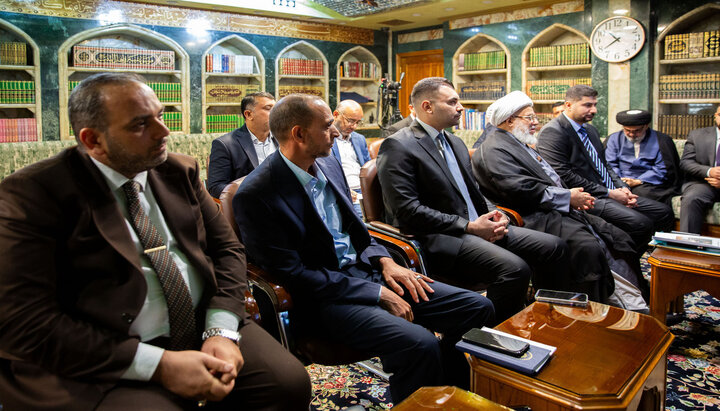 تقرير مصور/ ممثل المرجعية يشيد بجهود كوادر قسم الإعلام في العتبة الحسينية لتغطيتهم زيارات محرم وصفر