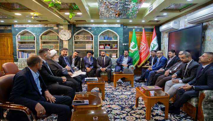 تقرير مصور/ ممثل المرجعية يشيد بجهود كوادر قسم الإعلام في العتبة الحسينية لتغطيتهم زيارات محرم وصفر