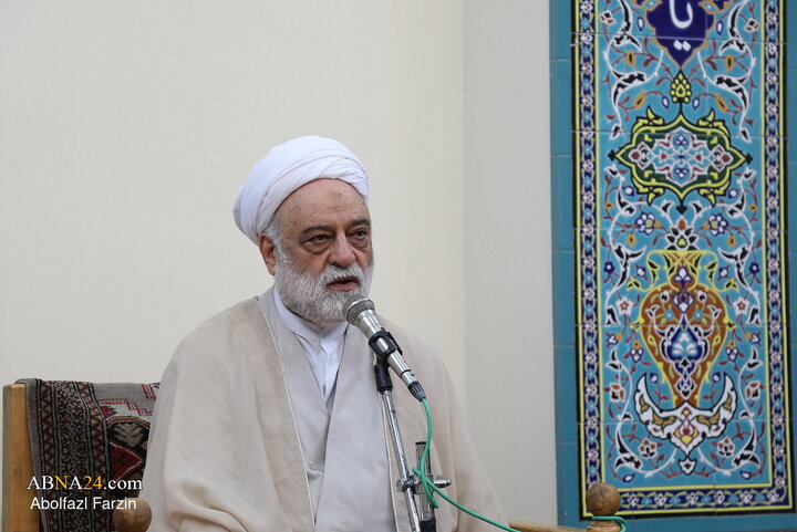Photos: Turban-wearing ceremony for seminary students on birth anniversary of Prophet Muhammad (PBUH) and Imam Ja'far al-Sadiq (a.s.)