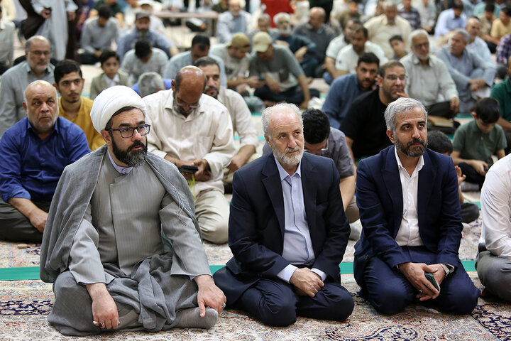 بزرگداشت دولتمردان شهید در حرم مطهر بانوی کرامت