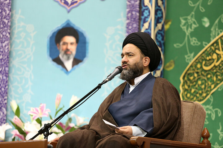 دشمنی‌های امروز با جبهه انقلاب اسلامی در امتداد همان دشمنی تاریخی با پیامبر اکرم(ص) است
