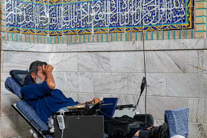 Photos: Imam Reza Holy Shrine on eve of birth of the Holy Prophet (PBUH) and Imam Sadiq (a.s.)