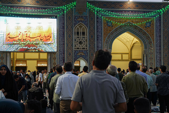 Photos: Imam Reza Holy Shrine on eve of birth of the Holy Prophet (PBUH) and Imam Sadiq (a.s.)