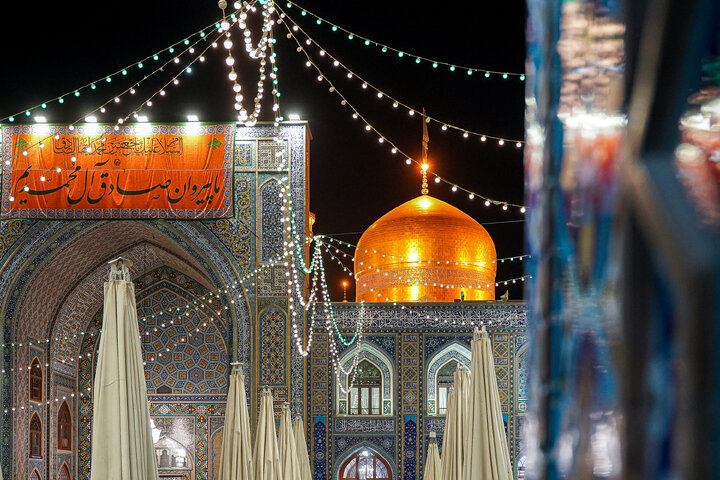 Photos: Imam Reza Holy Shrine on eve of birth of the Holy Prophet (PBUH) and Imam Sadiq (a.s.)