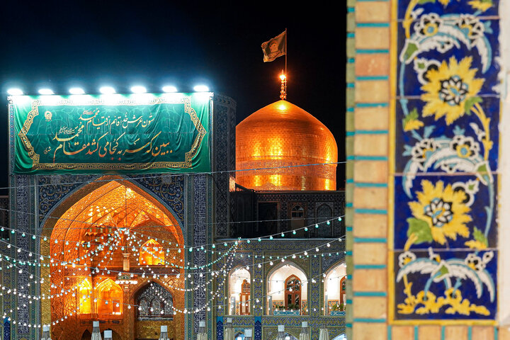 Photos: Imam Reza Holy Shrine on eve of birth of the Holy Prophet (PBUH) and Imam Sadiq (a.s.)