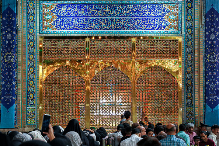 Photos: Imam Reza Holy Shrine on eve of birth of the Holy Prophet (PBUH) and Imam Sadiq (a.s.)