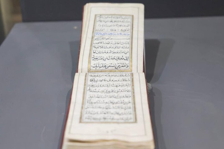 تقرير مصور/ استعراض نماذج فقهية وحديثية ومخطوطًا من القرن الأول الهجري