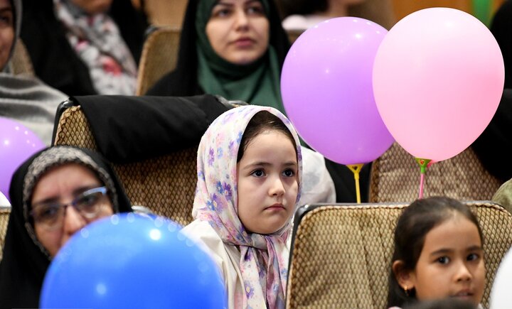 گزارش تصویری/ جشن هیئت کودکان به مناسبت میلاد پیامبر(ص)