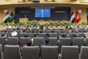 العتبة العباسية المقدسة تكرم عوائل شهداء مدرسة ميناب الإيرانية تثمينا لتضحياتهم