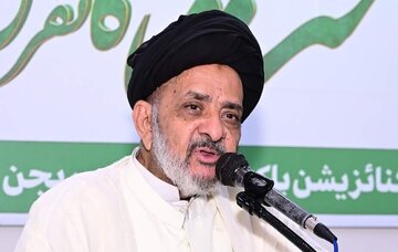عالم شيعي باكستاني: سيرة النبي(ص) وأهل البيت(ع) ينبغي أن تكون محور وحدة المسلمين