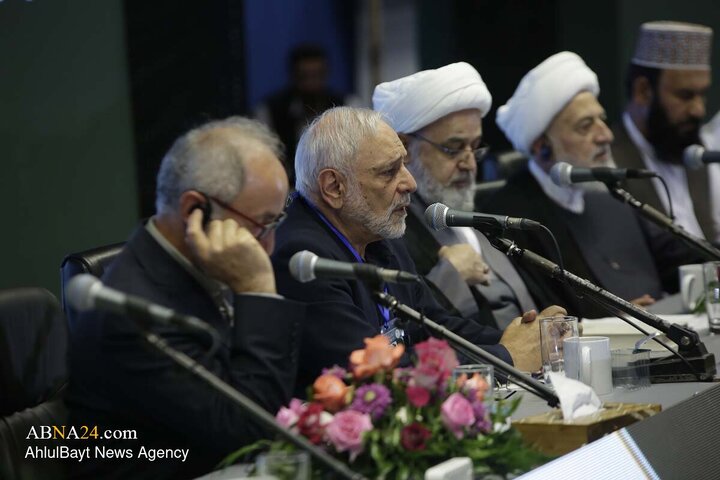 آیین اختتامیه کنفرانس وحدت اسلامی در حرم مطهر رضوی