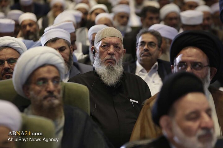 آیین اختتامیه کنفرانس وحدت اسلامی در حرم مطهر رضوی
