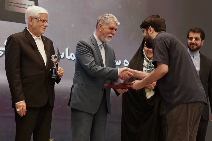 گزارش تصویری/ نخستین جایزه دیپلماسی فرهنگی و عمومی جمهوری اسلامی ایران