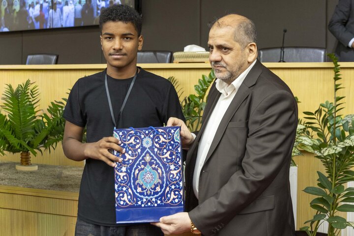 تقرير مصور/ العتبة العباسية المقدسة تكرم عوائل شهداء مدرسة ميناب الإيرانية تثمينًا لتضحياتهم