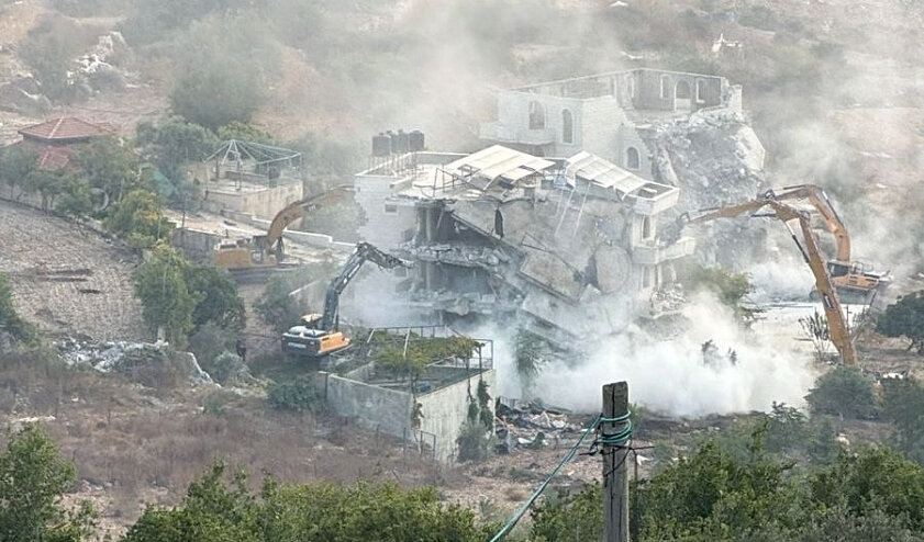 Israeli occupation forces razes several homes, seizes over 37 dunums of land in West Bank