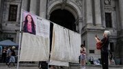 Filadelfia exhibe un sudario con 20 000 nombres de niños de Gaza