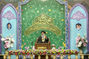 ویدیو | پیامبر آمده است تا روح ما را از شیطان نجات دهد؛ سخنرانی آیت‌الله میرباقری