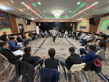 کلاس مداحی برای نوجوانان با حضور بزرگان مداحی کشور 