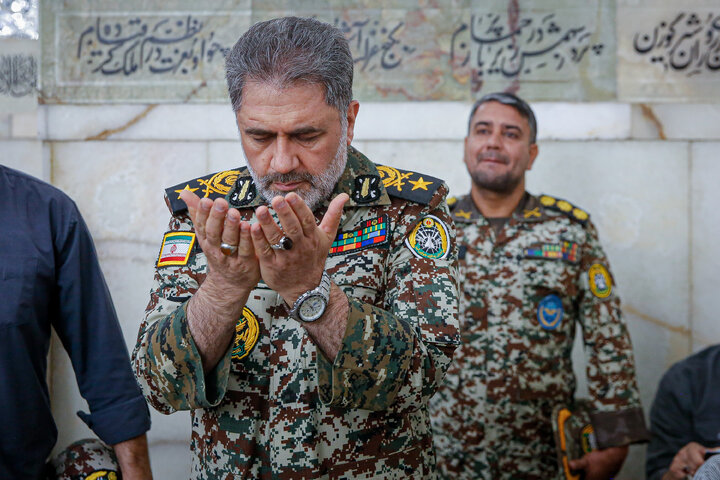 Photos: Commander of Iran Army Air Defense Force visits Imam Reza Holy Shrine