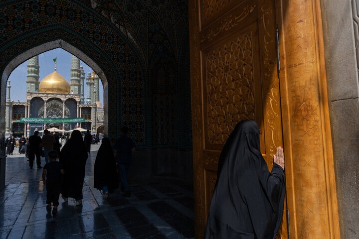Informe fotográfico | El Santuario de la Excelencia Fátima Masuma con motivo del nacimiento del Profeta Muhammad (P) y del Imam Sadiq (PB)