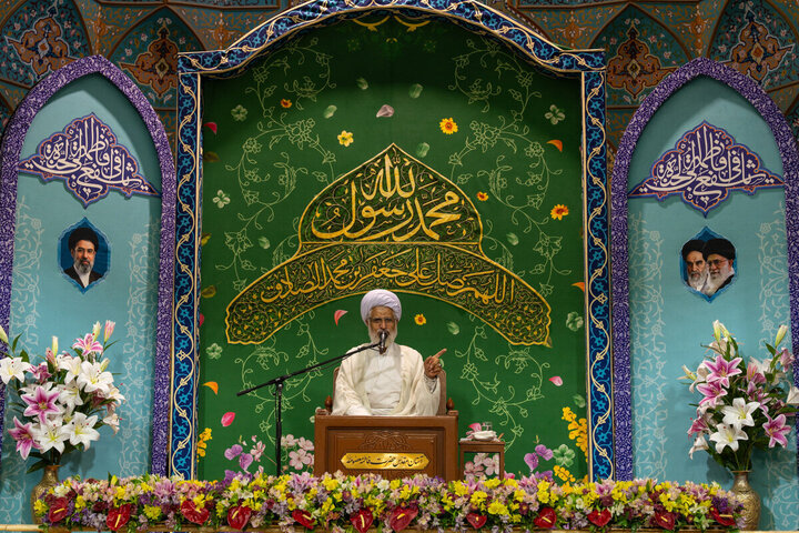 Informe fotográfico | El Santuario de la Excelencia Fátima Masuma con motivo del nacimiento del Profeta Muhammad (P) y del Imam Sadiq (PB)