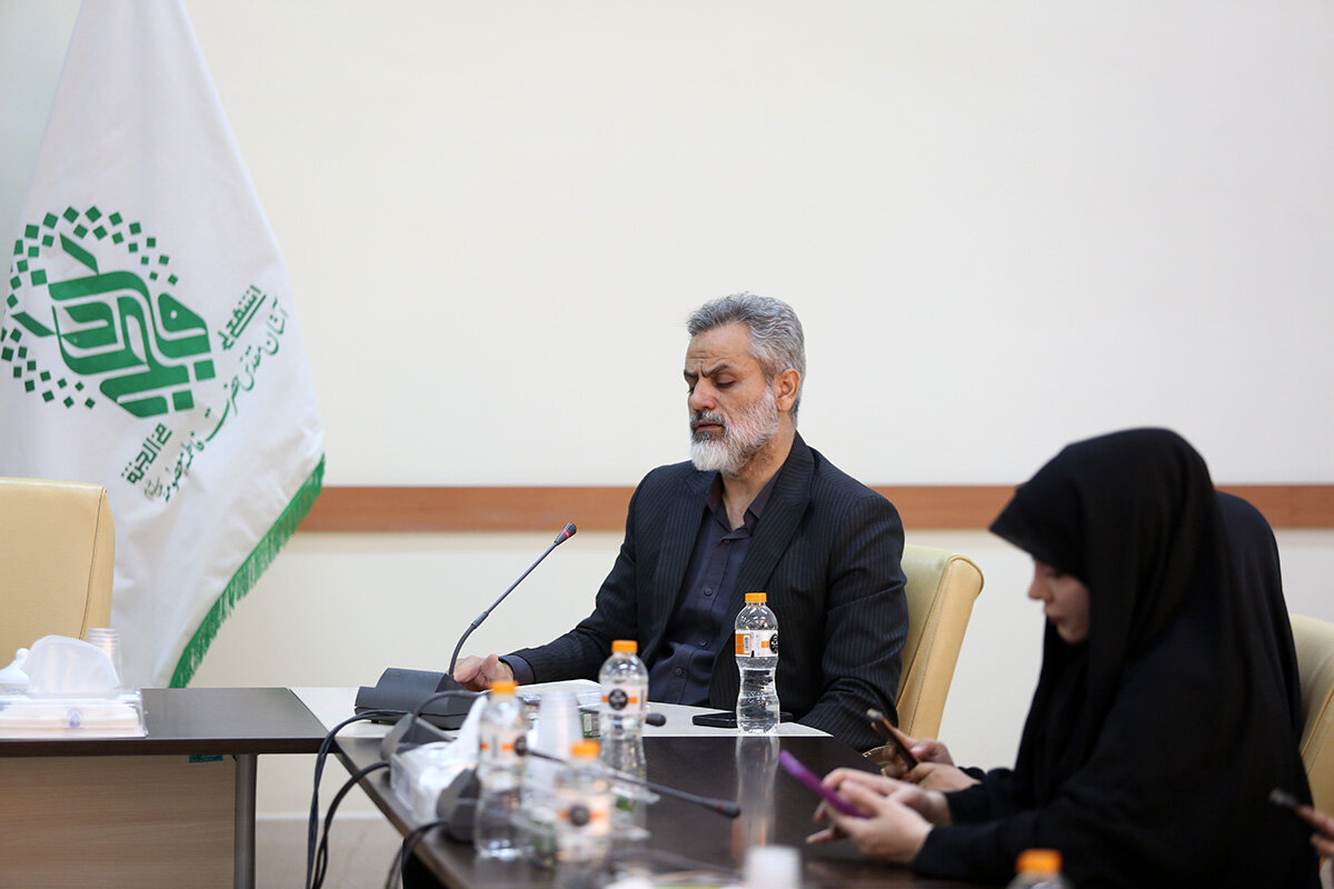 نشست خبری تشریح برنامه‌های حرم مطهر بانوی کرامت در ایام معصومیه برگزار شد