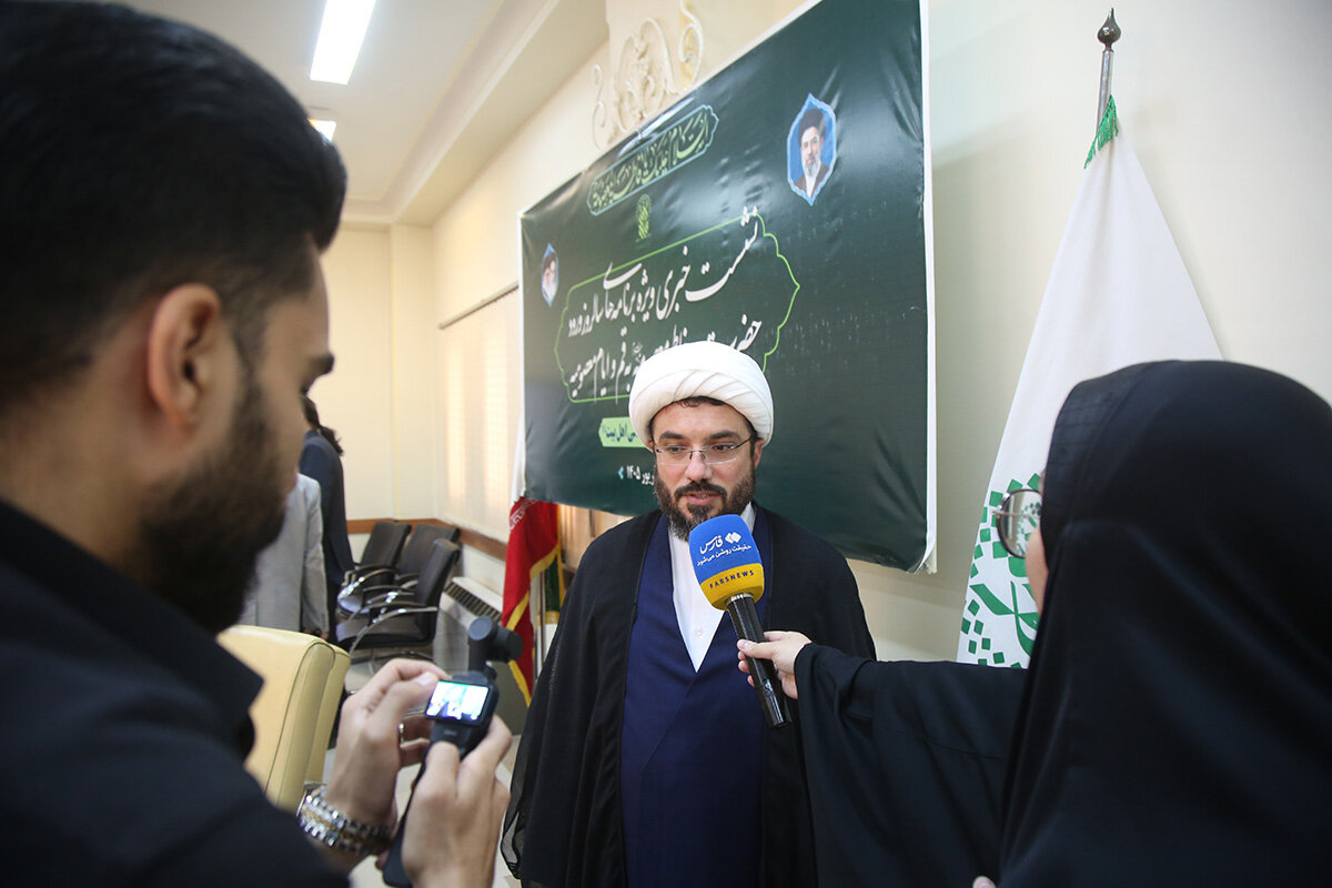 نشست خبری تشریح برنامه‌های حرم مطهر بانوی کرامت در ایام معصومیه برگزار شد