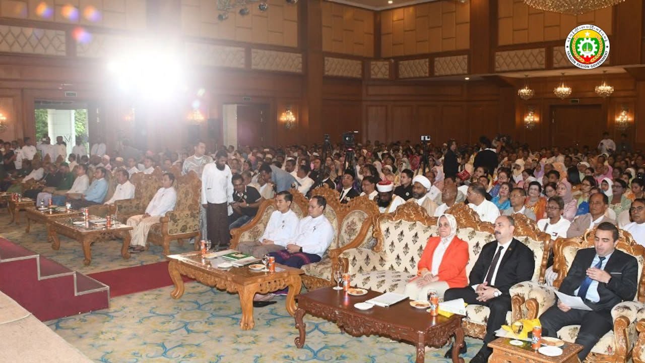ရန်ကုန်မြို့ တွင် (၁၅၀၁) ကြိမ်မြောက် တမန်တော်နေ့ (ဆွ) အခမ်းအနား ကျင်းပ ။ Photos